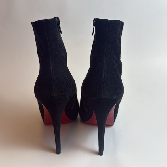 Christian Louboutin Elegant Black Suede Sock Ankle Boots Size 38 - Picture 4 of 11